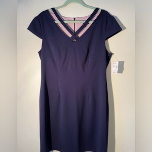 Roz&Ali Blue Shortsleeved Petite Dress